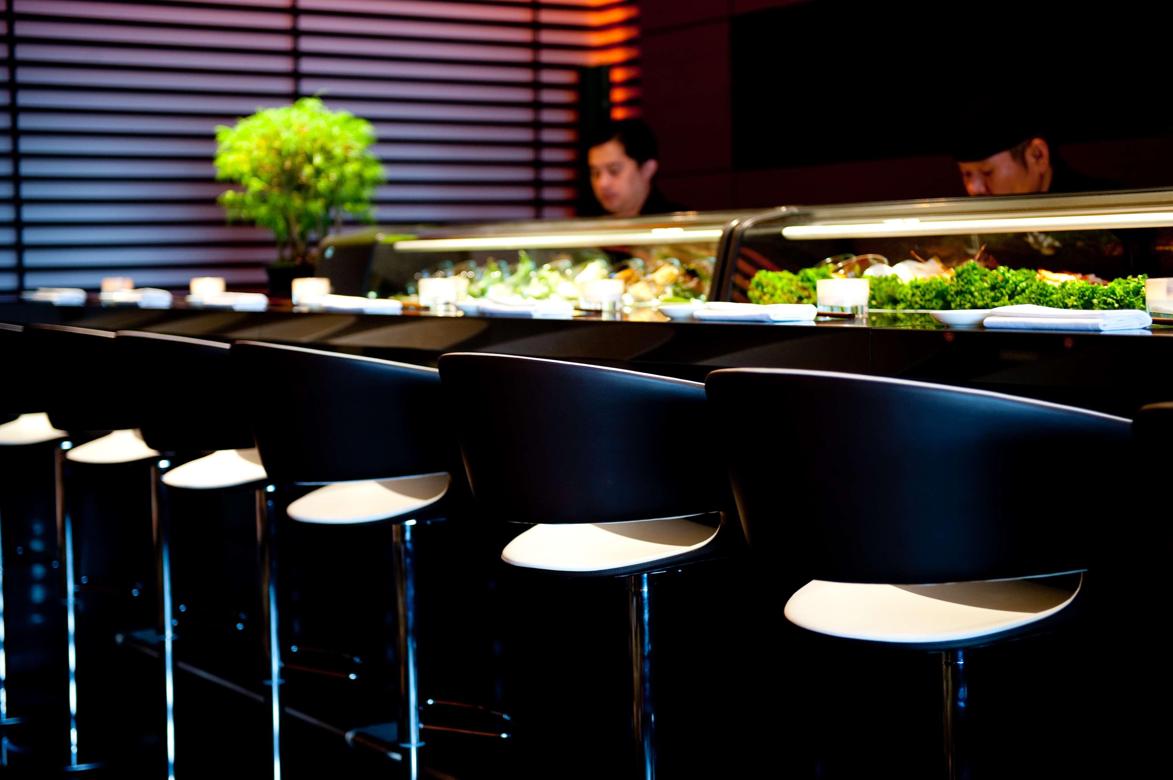 فندق بارك بلازا وستمنستر بريدج لندن المطعم الصورة Sushi bar in Tokyo