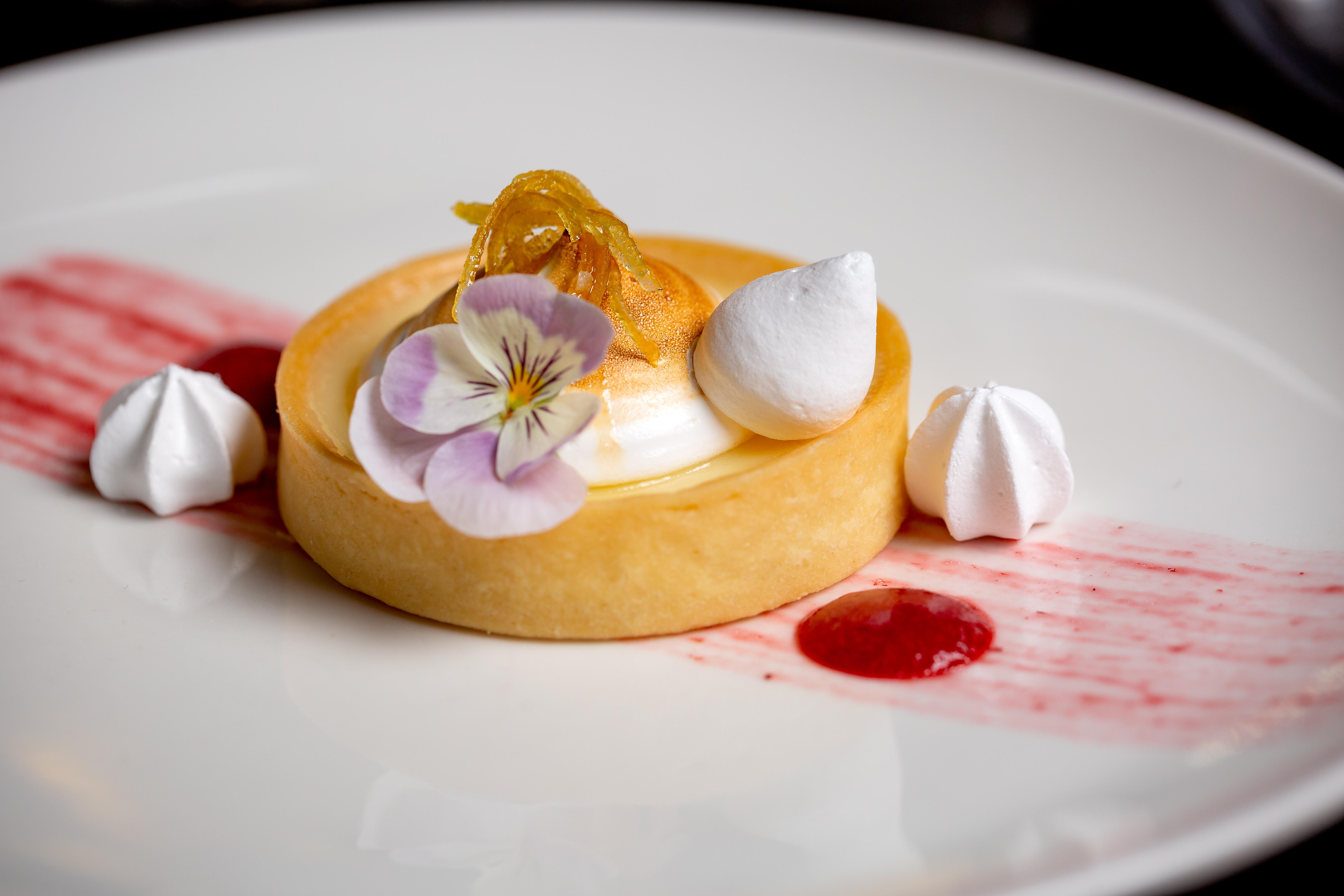 فندق بارك بلازا وستمنستر بريدج لندن المظهر الخارجي الصورة A dessert at a restaurant