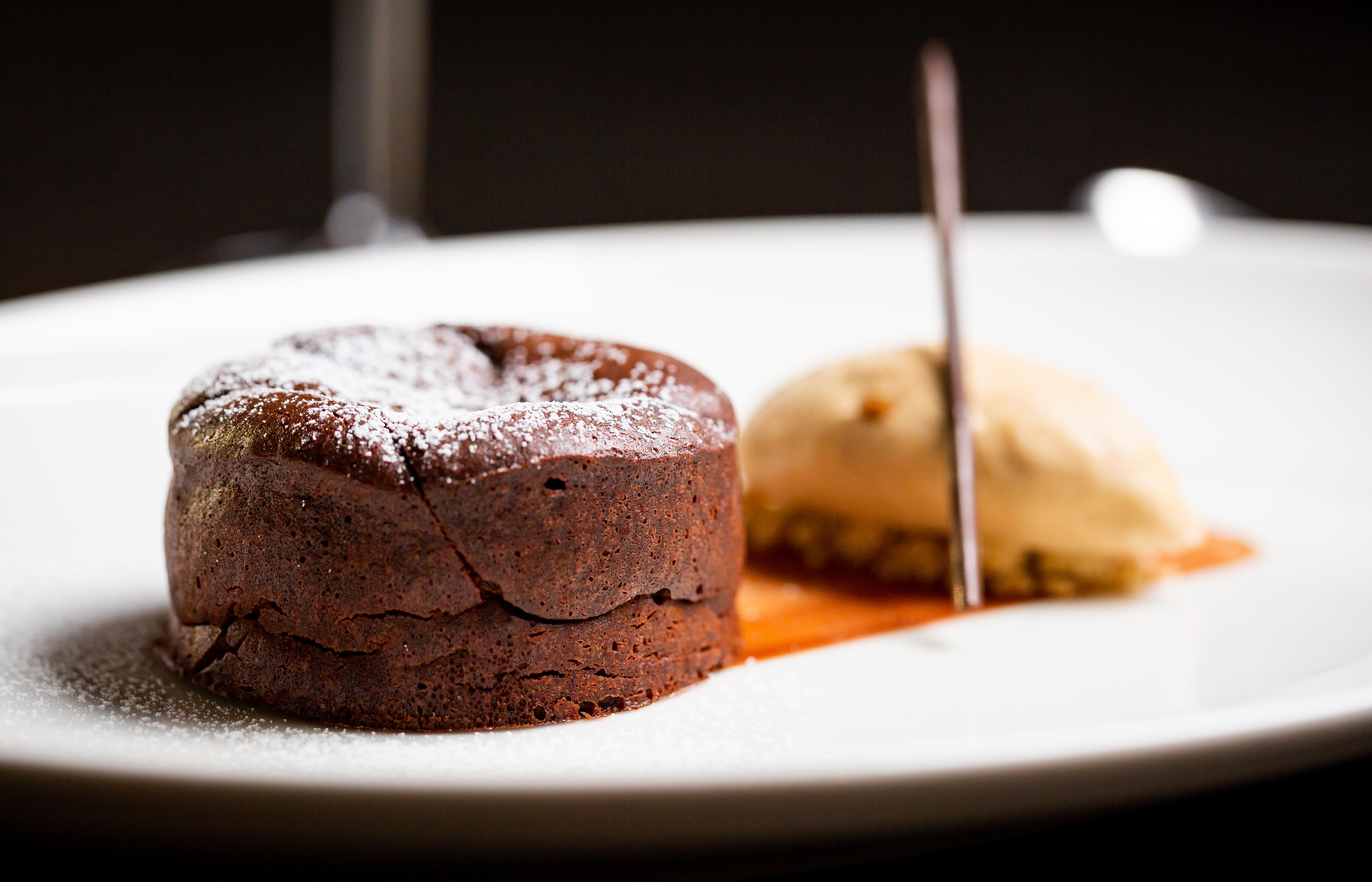 فندق بارك بلازا وستمنستر بريدج لندن المظهر الخارجي الصورة Soufflé au chocolat