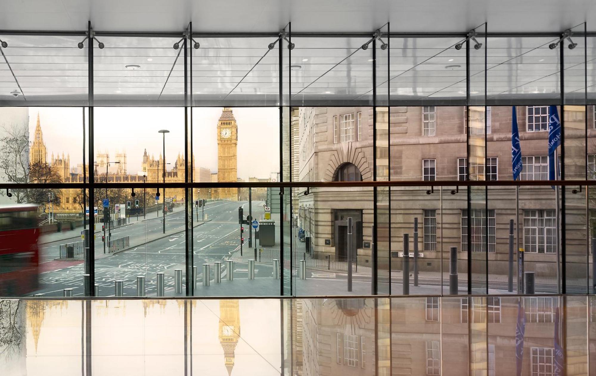 فندق بارك بلازا وستمنستر بريدج لندن المظهر الخارجي الصورة Big Ben and the London skyline
