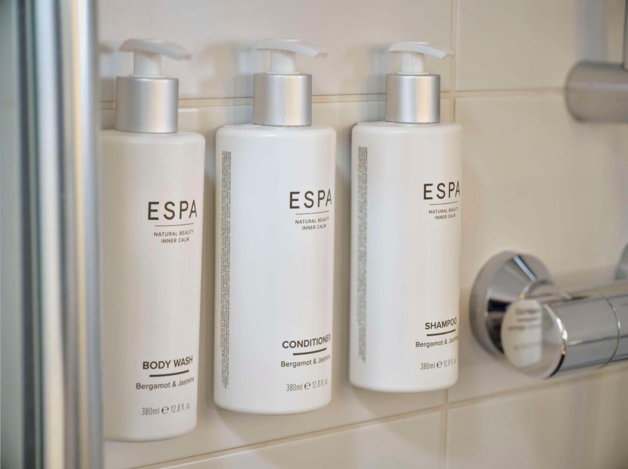 فندق بارك بلازا وستمنستر بريدج لندن المظهر الخارجي الصورة ESPA products